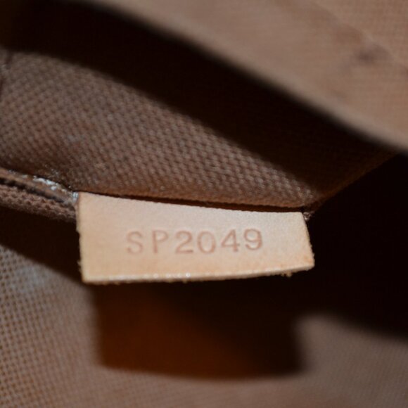 Authentic Louis Vuitton Tivoli GM Monogram Shoulder Bag w/COA (GUC-Rare-Retired) - Picture 11 of 12